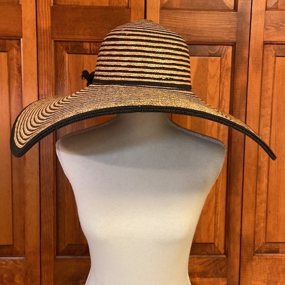 Something Special Straw/Paper Hat Beach, Vacation, Pool, Anti-aging Wide Brim - Picture 9 of 10